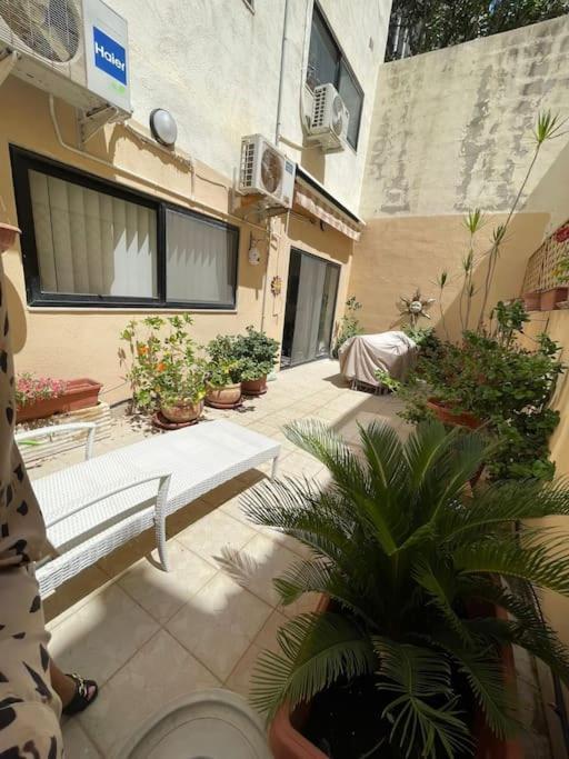 Lovely, Modern, Bright Maisonette. Heart Of Sliema Extérieur photo